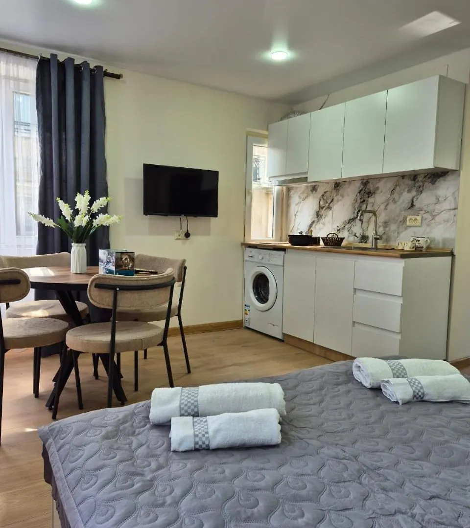 Apartment Giorgi Mazniasvhili 巴统